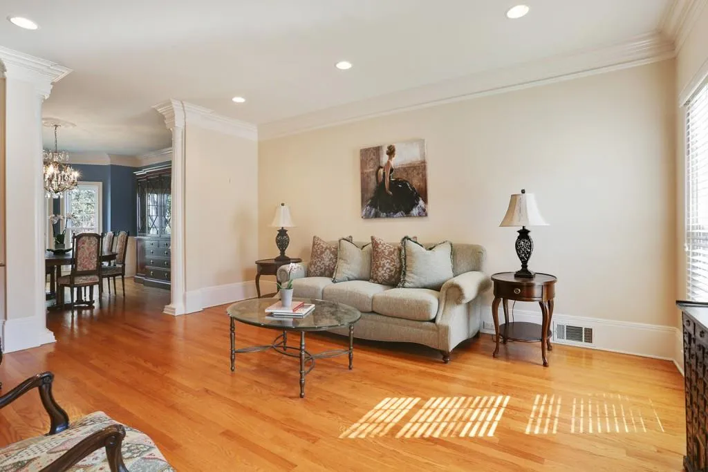 100 Gilford Way, Sandy Springs, Georgia 30350, 5 Bedrooms Bedrooms, ,5 BathroomsBathrooms,Residential,Sold,100 Gilford Way,5969271