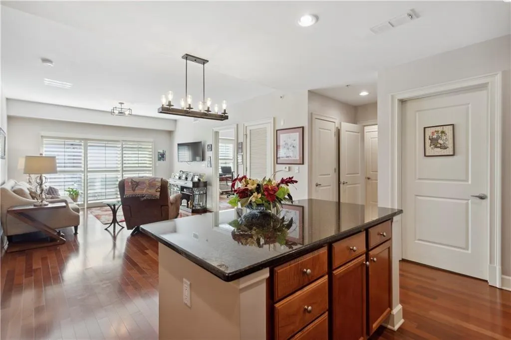 200 River Vista Drive Unit 428, Atlanta, Georgia 30339, 2 Bedrooms Bedrooms, ,2 BathroomsBathrooms,Residential,Sold,200 River Vista Drive Unit 428,7123393