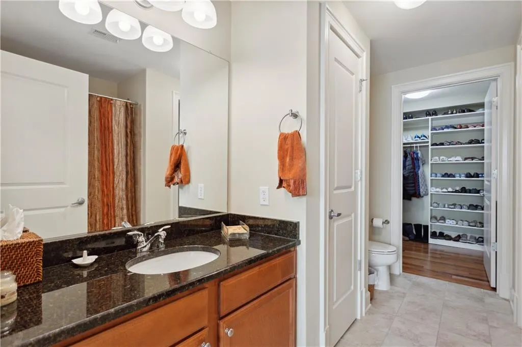 200 River Vista Drive Unit 428, Atlanta, Georgia 30339, 2 Bedrooms Bedrooms, ,2 BathroomsBathrooms,Residential,Sold,200 River Vista Drive Unit 428,7123393