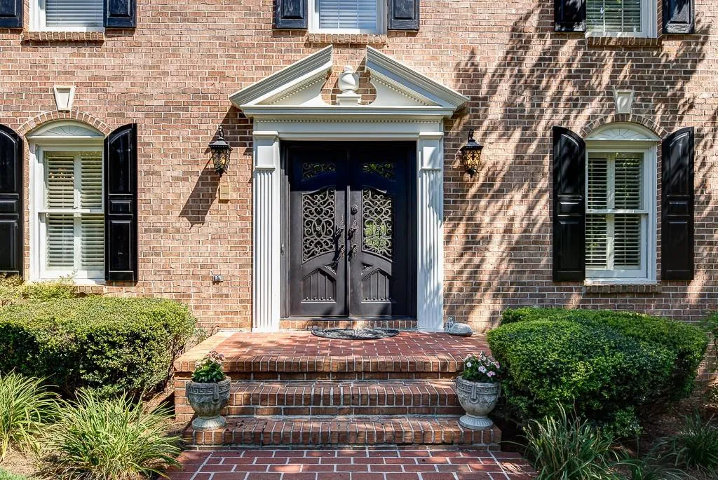 335 Crosstree Lane, Sandy Springs, Georgia 30328, 5 Bedrooms Bedrooms, ,4 BathroomsBathrooms,Residential,Sold,335 Crosstree Lane,5717212