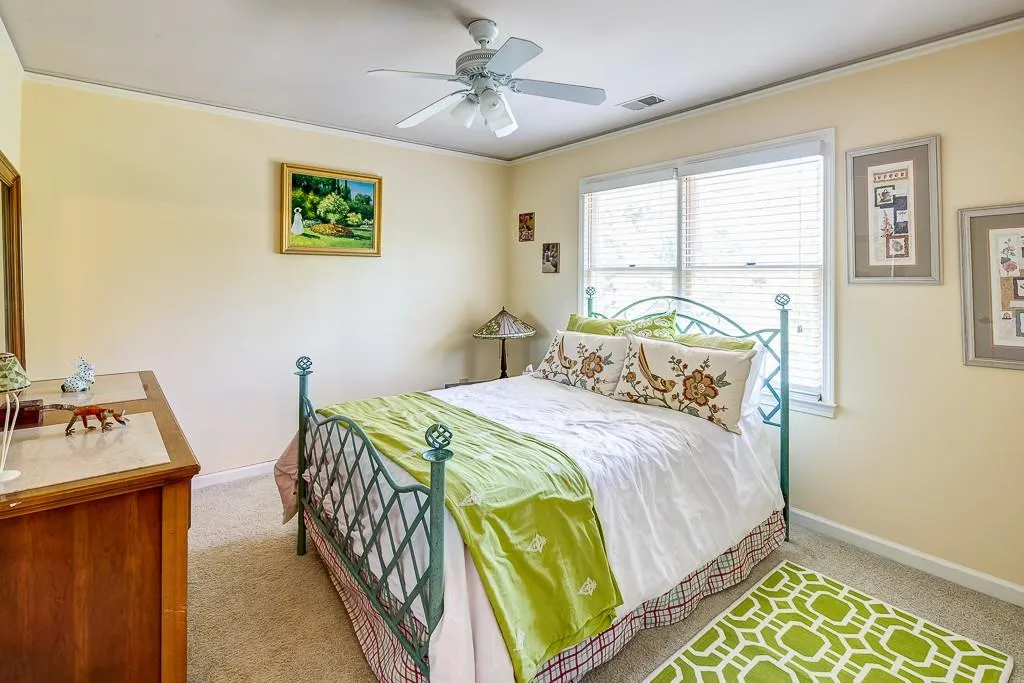 335 Crosstree Lane, Sandy Springs, Georgia 30328, 5 Bedrooms Bedrooms, ,4 BathroomsBathrooms,Residential,Sold,335 Crosstree Lane,5717212