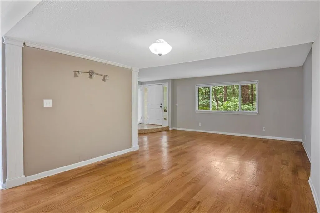 7226 Carlisle Ct Court Unit 7226, Sandy Springs, Georgia 30328, 3 Bedrooms Bedrooms, ,2 BathroomsBathrooms,Residential,Sold,7226 Carlisle Ct Court Unit 7226,6915500