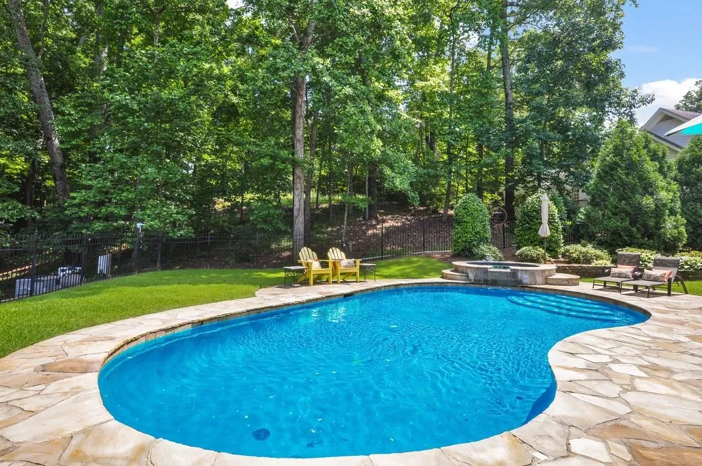 7425 Stoneykirk Close, Atlanta, Georgia 30350, 5 Bedrooms Bedrooms, ,4 BathroomsBathrooms,Residential,Sold,7425 Stoneykirk Close,6727361