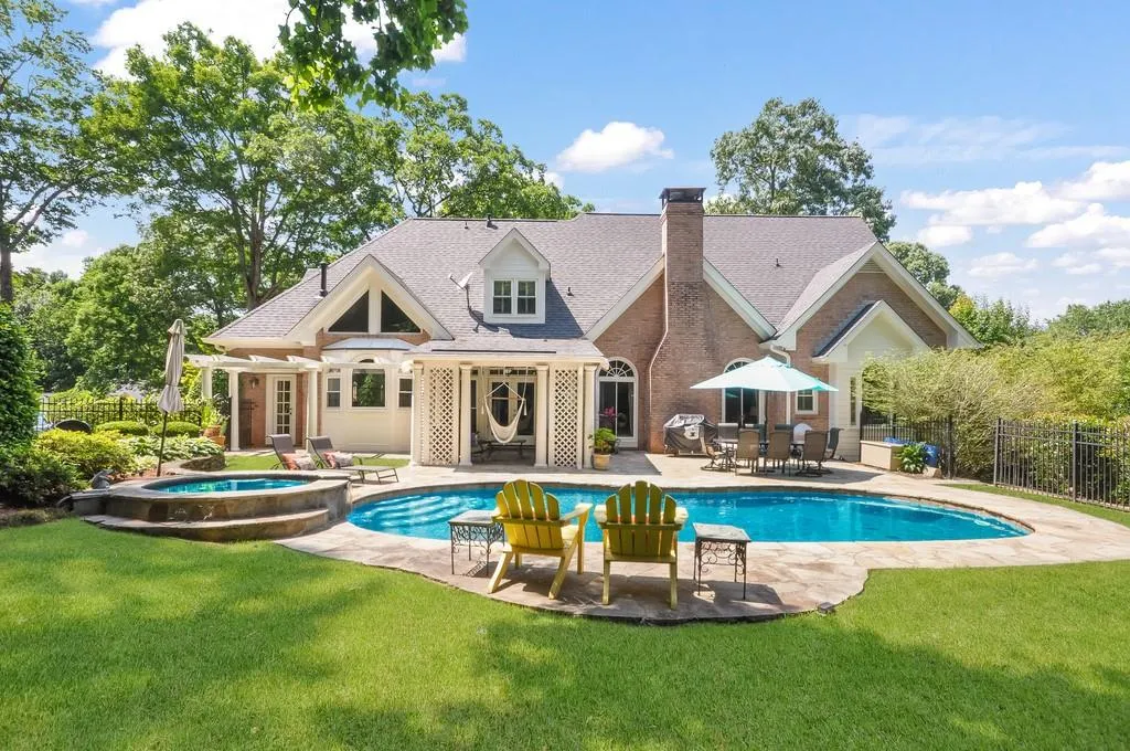 7425 Stoneykirk Close, Atlanta, Georgia 30350, 5 Bedrooms Bedrooms, ,4 BathroomsBathrooms,Residential,Sold,7425 Stoneykirk Close,6727361