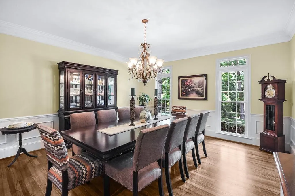7425 Stoneykirk Close, Atlanta, Georgia 30350, 5 Bedrooms Bedrooms, ,4 BathroomsBathrooms,Residential,Sold,7425 Stoneykirk Close,6727361