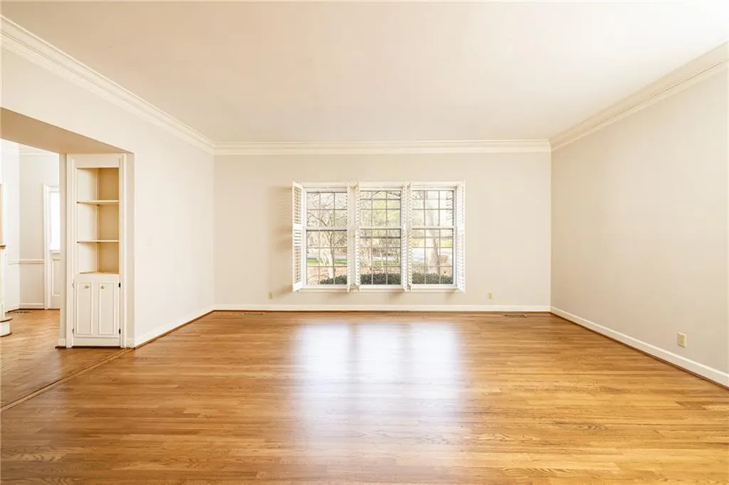 8205 Innsbruck Drive, Atlanta, Georgia 30350, 4 Bedrooms Bedrooms, ,3 BathroomsBathrooms,Residential,For Sale,8205 Innsbruck Drive,7625792