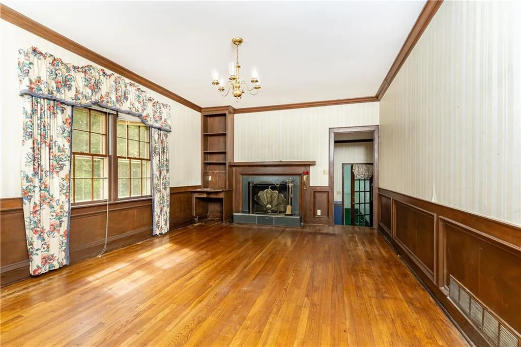 8205 Innsbruck Drive, Atlanta, Georgia 30350, 4 Bedrooms Bedrooms, ,3 BathroomsBathrooms,Residential,For Sale,8205 Innsbruck Drive,7625792