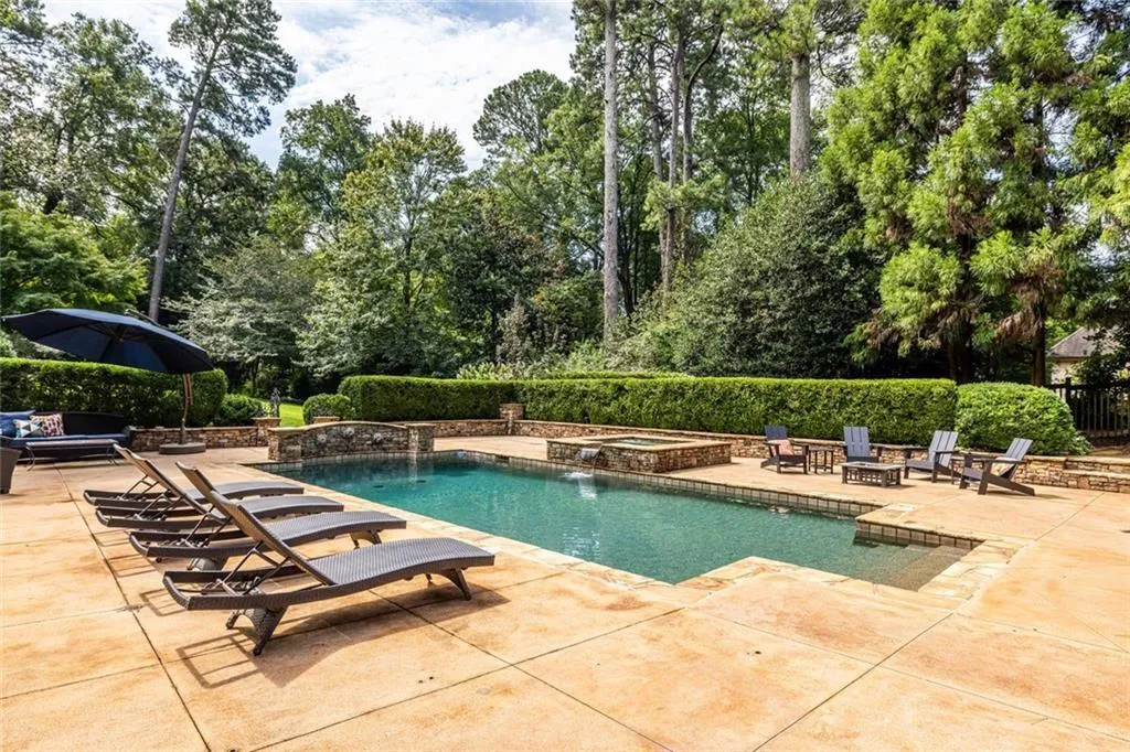 1403 Sheridan Road Ne, Atlanta, Georgia 30324, 5 Bedrooms Bedrooms, ,5 BathroomsBathrooms,Residential,For Sale,1403 Sheridan Road Ne,7638010