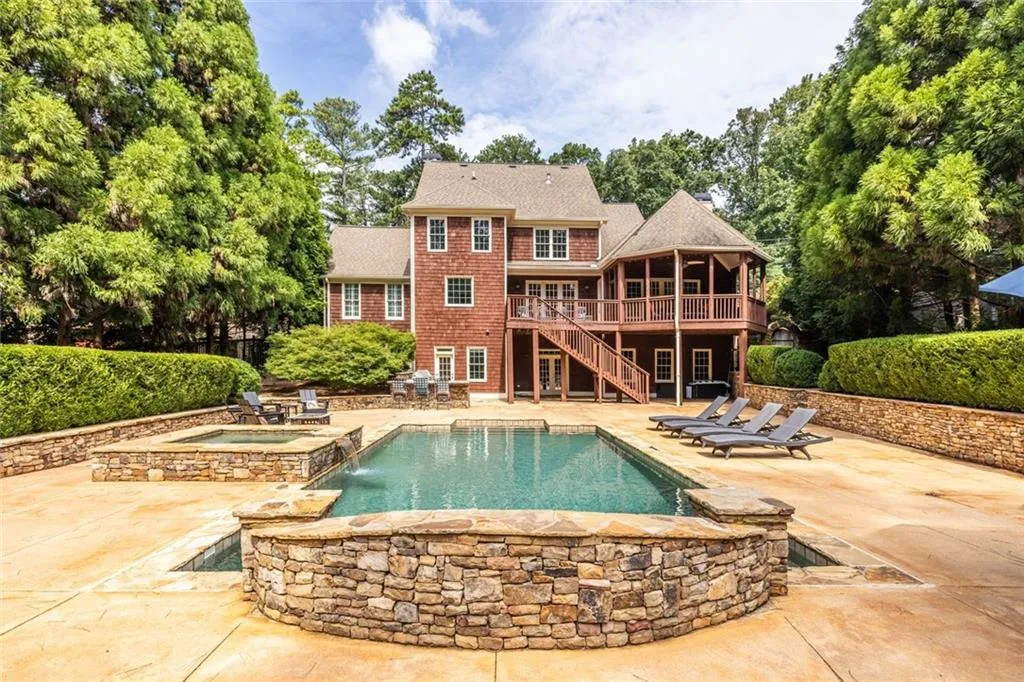 1403 Sheridan Road Ne, Atlanta, Georgia 30324, 5 Bedrooms Bedrooms, ,5 BathroomsBathrooms,Residential,For Sale,1403 Sheridan Road Ne,7638010