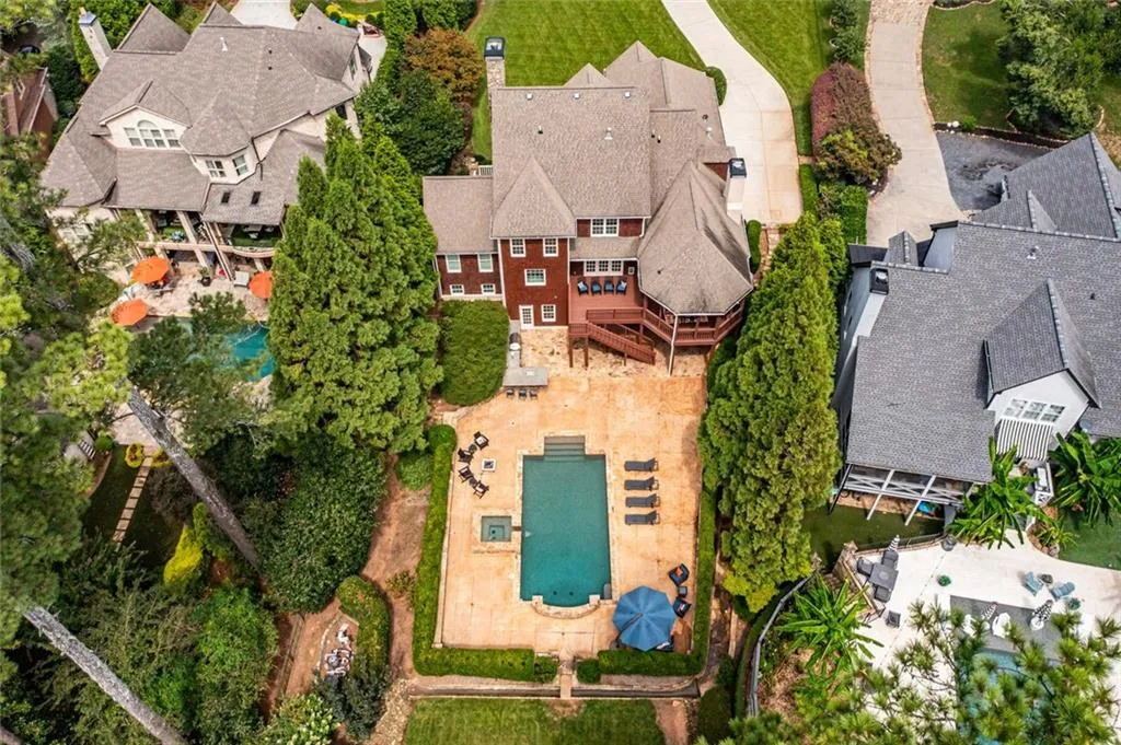 1403 Sheridan Road Ne, Atlanta, Georgia 30324, 5 Bedrooms Bedrooms, ,5 BathroomsBathrooms,Residential,For Sale,1403 Sheridan Road Ne,7638010