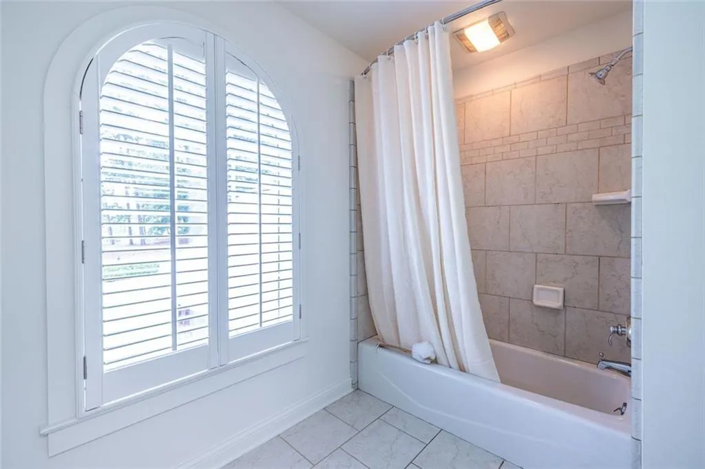 1403 Sheridan Road Ne, Atlanta, Georgia 30324, 5 Bedrooms Bedrooms, ,5 BathroomsBathrooms,Residential,For Sale,1403 Sheridan Road Ne,7638010