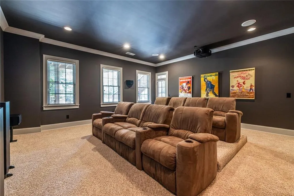 1403 Sheridan Road Ne, Atlanta, Georgia 30324, 5 Bedrooms Bedrooms, ,5 BathroomsBathrooms,Residential,For Sale,1403 Sheridan Road Ne,7638010