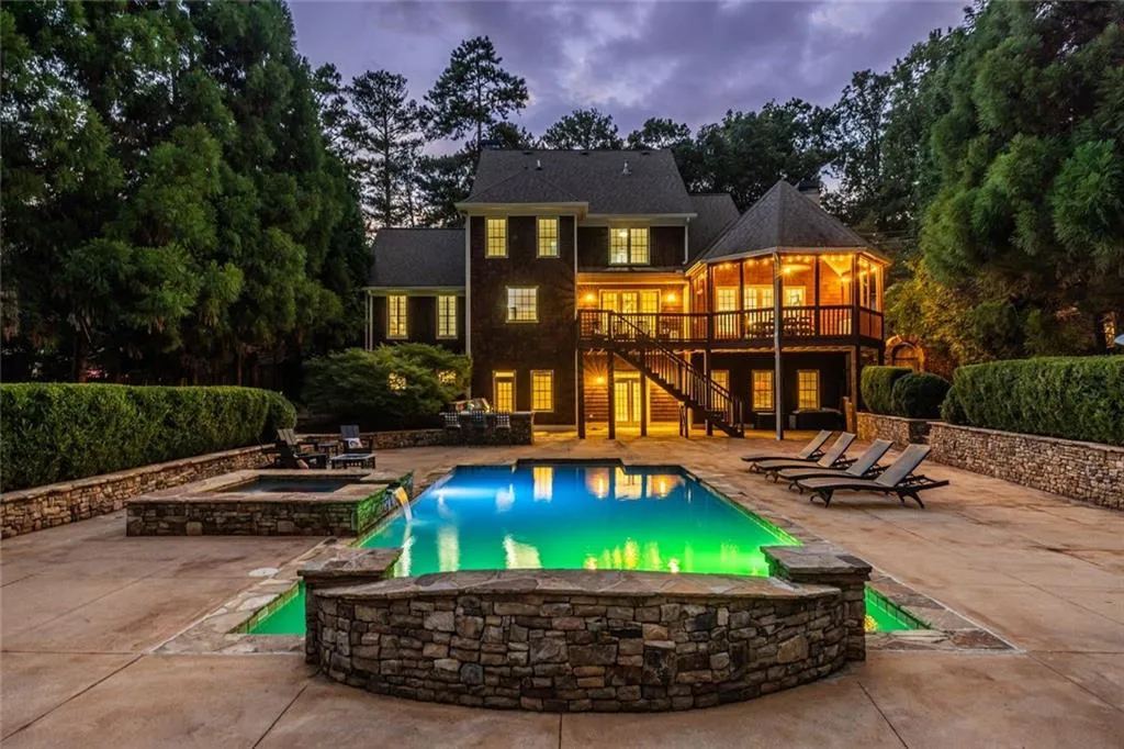1403 Sheridan Road Ne, Atlanta, Georgia 30324, 5 Bedrooms Bedrooms, ,5 BathroomsBathrooms,Residential,For Sale,1403 Sheridan Road Ne,7638010