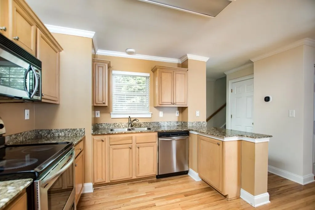 1604 Masons Creek Circle Unit 1604, Sandy Springs, Georgia 30350, 3 Bedrooms Bedrooms, ,2 BathroomsBathrooms,Residential,Sold,1604 Masons Creek Circle Unit 1604,6067740