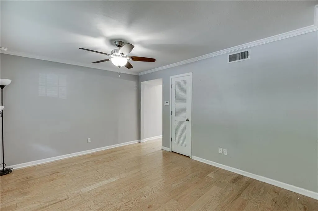 6940 Roswell A14 Road Unit A14, Atlanta, Georgia 30328, 3 Bedrooms Bedrooms, ,1 BathroomBathrooms,Residential,Sold,6940 Roswell A14 Road Unit A14,7244903