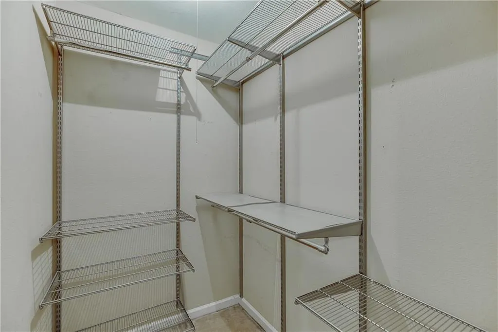 6940 Roswell A14 Road Unit A14, Atlanta, Georgia 30328, 3 Bedrooms Bedrooms, ,1 BathroomBathrooms,Residential,Sold,6940 Roswell A14 Road Unit A14,7244903