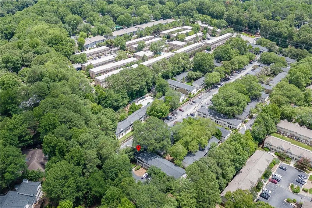 6940 Roswell A14 Road Unit A14, Atlanta, Georgia 30328, 3 Bedrooms Bedrooms, ,1 BathroomBathrooms,Residential,Sold,6940 Roswell A14 Road Unit A14,7244903