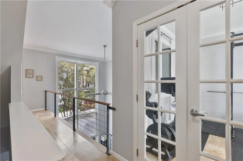 199 12th Street Ne Unit 5, Atlanta, Georgia 30309, 2 Bedrooms Bedrooms, ,2 BathroomsBathrooms,Residential,For Sale,199 12th Street Ne Unit 5,7613039
