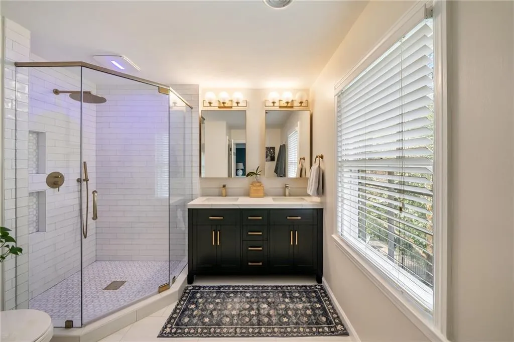 440 River Valley Road, Atlanta, Georgia 30328, 4 Bedrooms Bedrooms, ,3 BathroomsBathrooms,Residential,Sold,440 River Valley Road,7533990