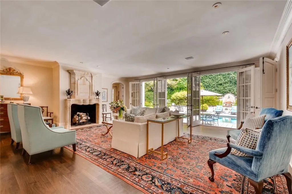 471 Valley Road Nw, Atlanta, Georgia 30305, 6 Bedrooms Bedrooms, ,8 BathroomsBathrooms,Residential,Sold,471 Valley Road Nw,5896729