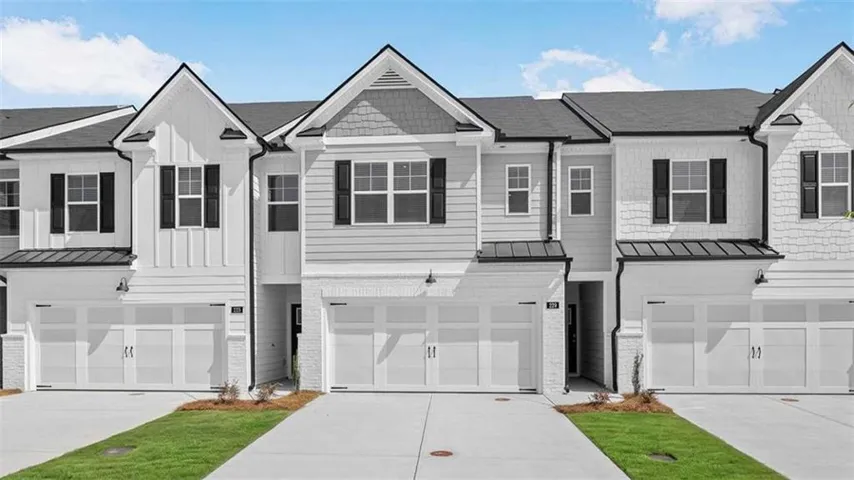 224 Sound Circle, Stockbridge, Georgia 30281