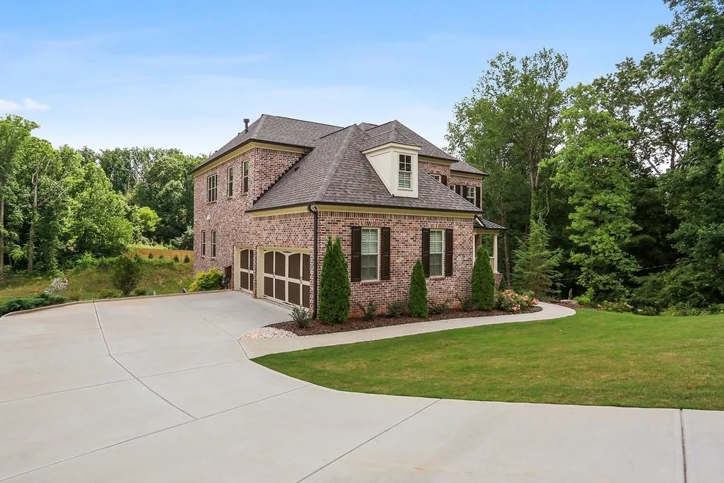 6324 Long Island Drive, Atlanta, Georgia 30328, 6 Bedrooms Bedrooms, ,5 BathroomsBathrooms,Residential,Sold,6324 Long Island Drive,6568626