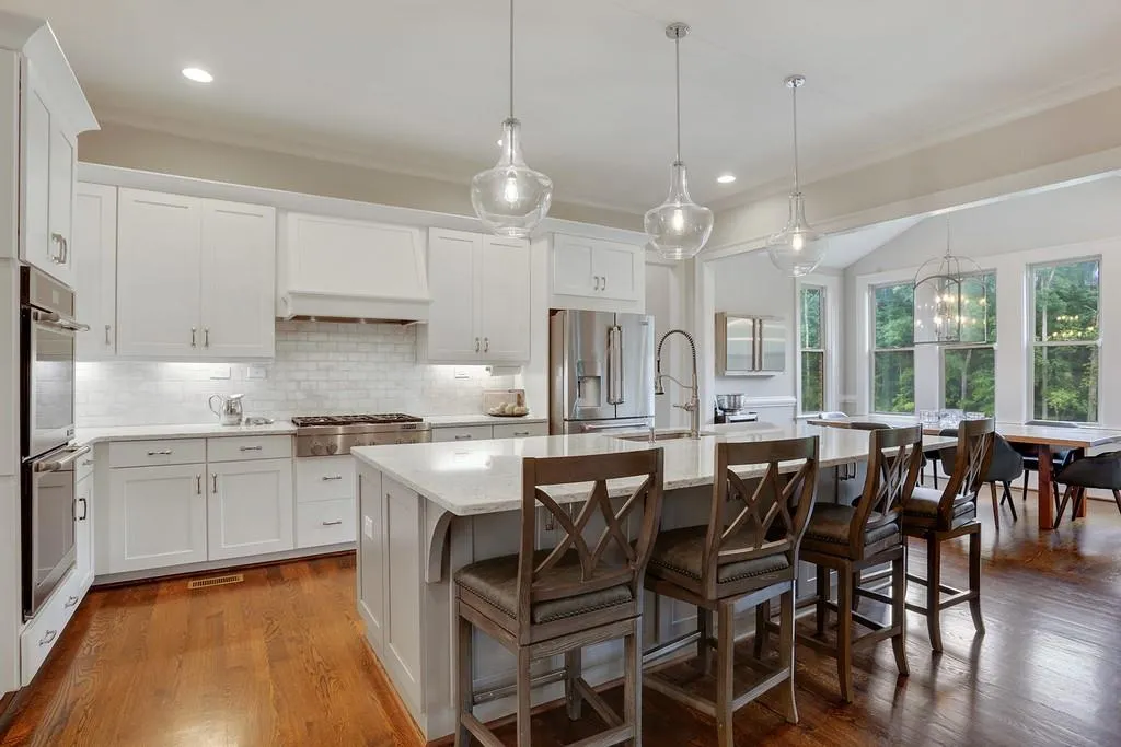 6324 Long Island Drive, Atlanta, Georgia 30328, 6 Bedrooms Bedrooms, ,5 BathroomsBathrooms,Residential,Sold,6324 Long Island Drive,6568626