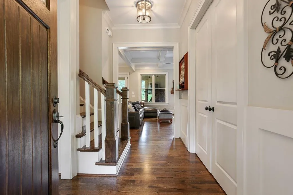 6324 Long Island Drive, Atlanta, Georgia 30328, 6 Bedrooms Bedrooms, ,5 BathroomsBathrooms,Residential,Sold,6324 Long Island Drive,6568626