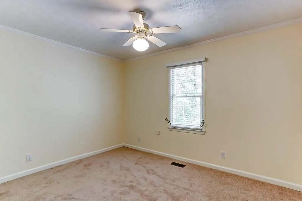 7928 Briar Villa Place, Sandy Springs, Georgia 30350, 3 Bedrooms Bedrooms, ,2 BathroomsBathrooms,Residential,Sold,7928 Briar Villa Place,6641678