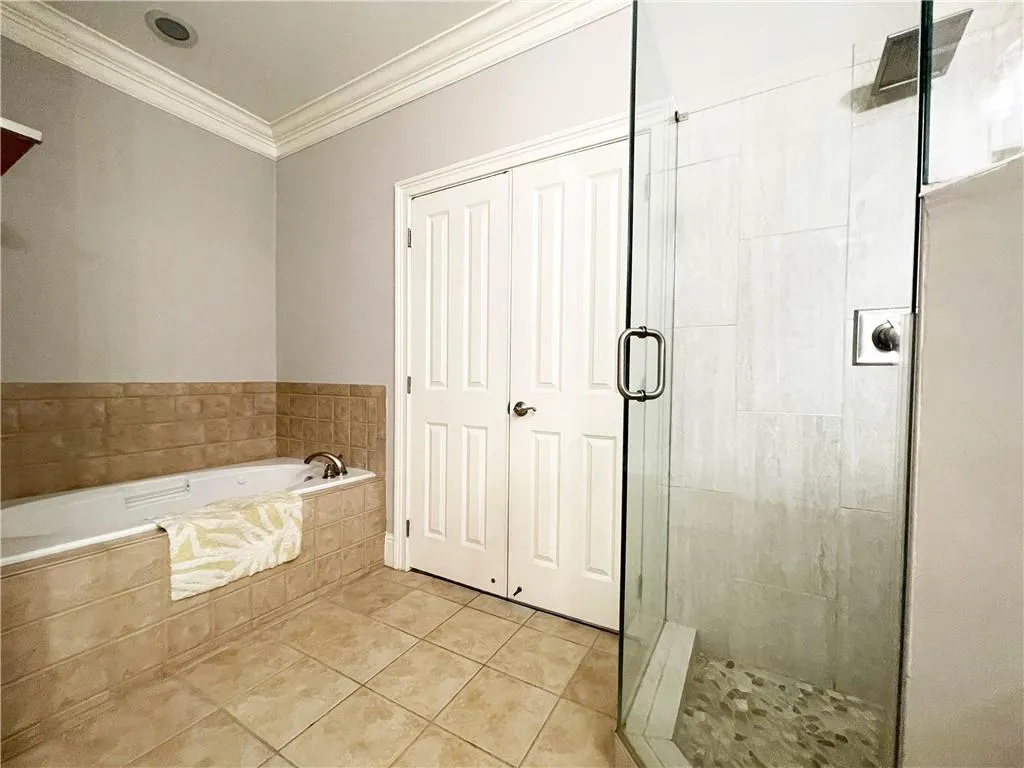 5470 Glenridge Park, Atlanta, Georgia 30342, 2 Bedrooms Bedrooms, ,2 BathroomsBathrooms,Residential,Sold,5470 Glenridge Park,6898644