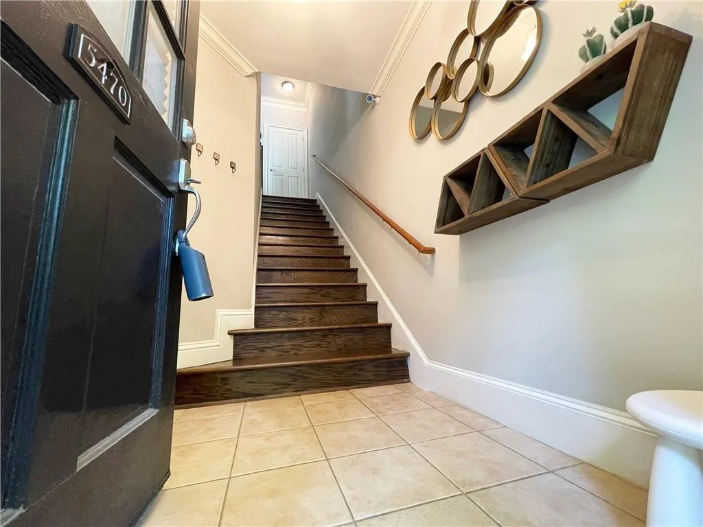 5470 Glenridge Park, Atlanta, Georgia 30342, 2 Bedrooms Bedrooms, ,2 BathroomsBathrooms,Residential,Sold,5470 Glenridge Park,6898644
