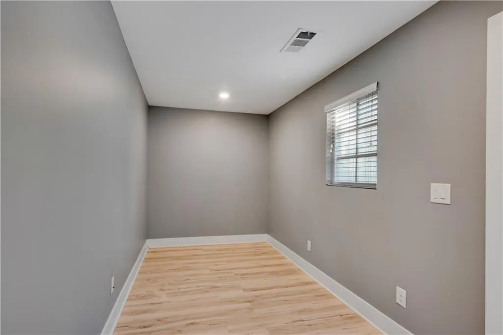 743 Taylor Court, Atlanta, Georgia 30324, 2 Bedrooms Bedrooms, 0 ,2 BathroomsBathrooms,Residential,For Sale,743 Taylor Court,7712317