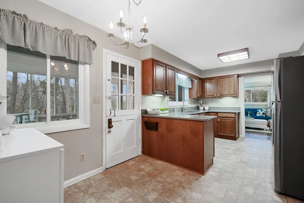 297 Hillswick Court, Sandy Springs, Georgia 30328, 4 Bedrooms Bedrooms, ,2 BathroomsBathrooms,Residential,Sold,297 Hillswick Court,6835767 297 Hillswick Court, Sandy Springs, Georgia 30328, 4 Bedrooms Bedrooms, ,2 BathroomsBathrooms,Residential,Sold,297 Hillswick Court,6835767