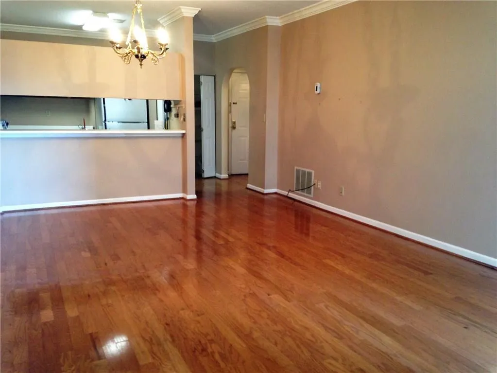 2499 Peachtree Road Ne Unit 405, Atlanta, Georgia 30305, 2 Bedrooms Bedrooms, ,2 BathroomsBathrooms,Residential,Sold,2499 Peachtree Road Ne Unit 405,5655644