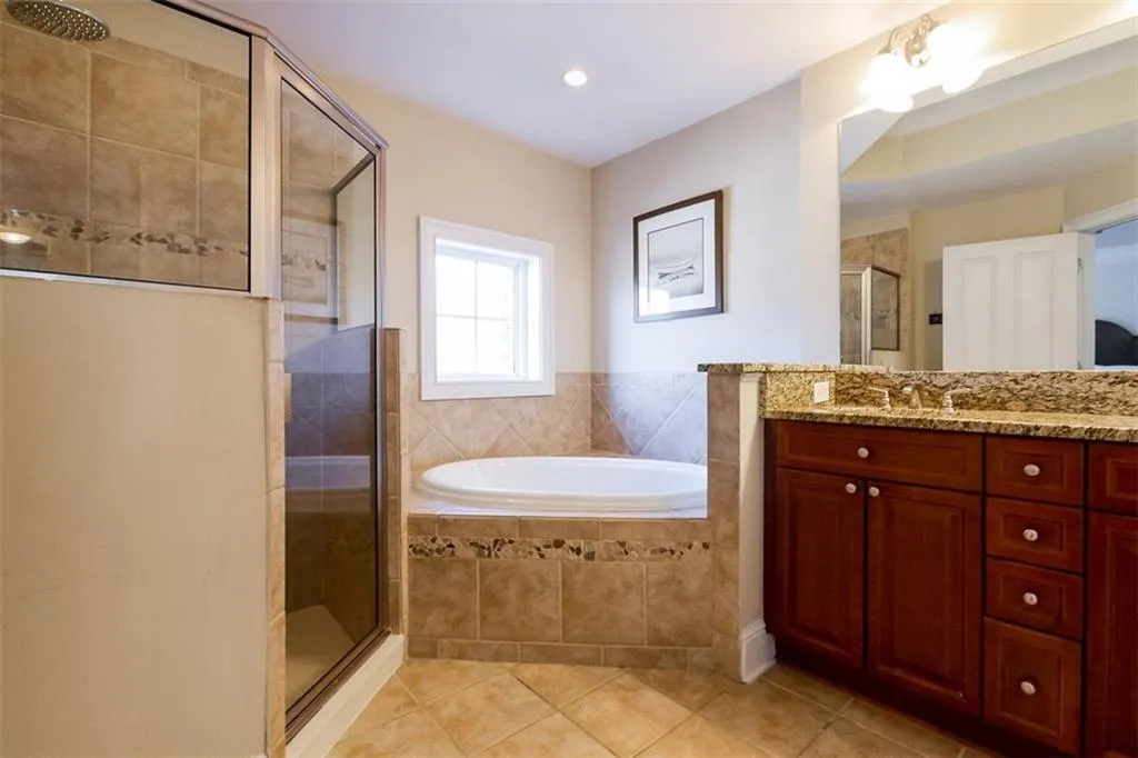 79 High Top Lane, Sandy Springs, Georgia 30328, 3 Bedrooms Bedrooms, ,3 BathroomsBathrooms,Residential,Sold,79 High Top Lane,5798314