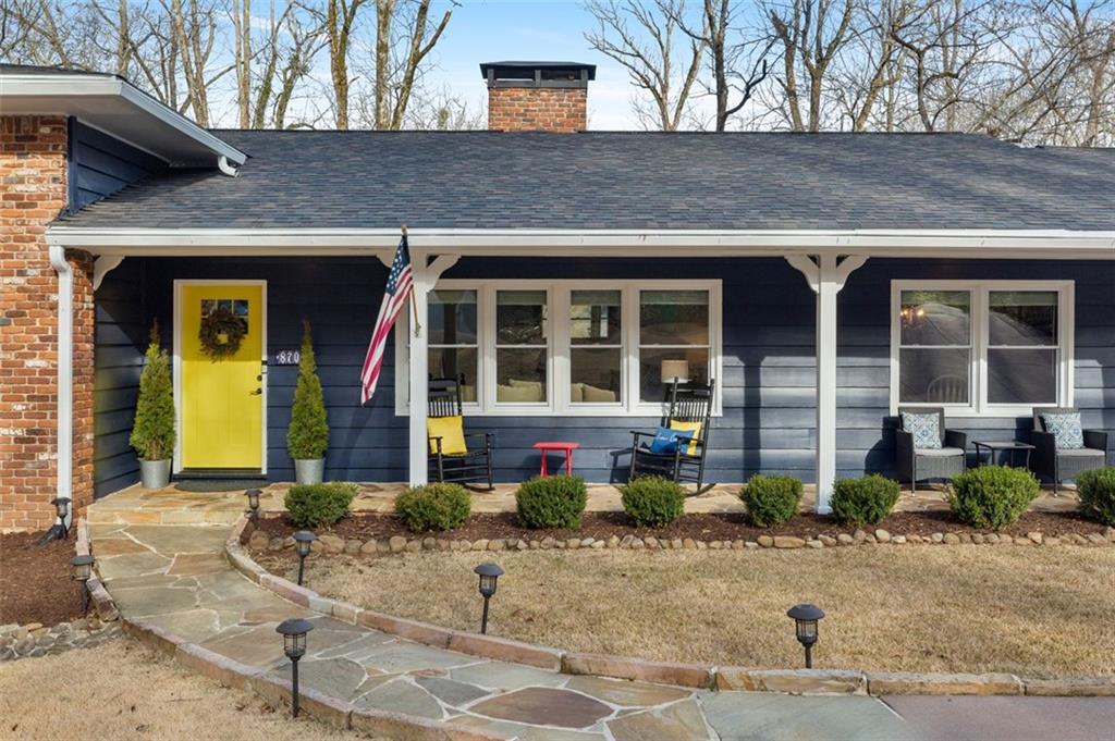 870 Starlight Drive, Atlanta, Georgia 30342, 4 Bedrooms Bedrooms, ,3 BathroomsBathrooms,Residential,Sold,870 Starlight Drive,7321607