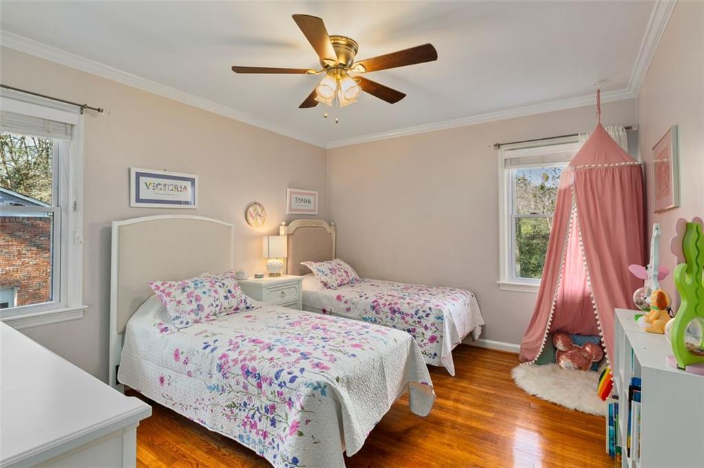 870 Starlight Drive, Atlanta, Georgia 30342, 4 Bedrooms Bedrooms, ,3 BathroomsBathrooms,Residential,Sold,870 Starlight Drive,7321607