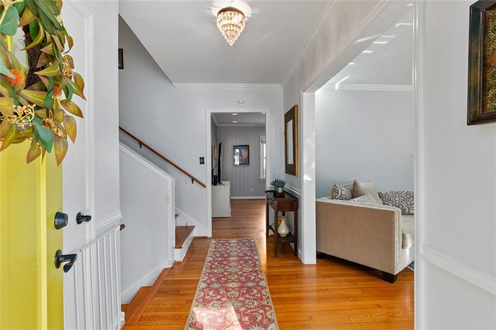 870 Starlight Drive, Atlanta, Georgia 30342, 4 Bedrooms Bedrooms, ,3 BathroomsBathrooms,Residential,Sold,870 Starlight Drive,7321607