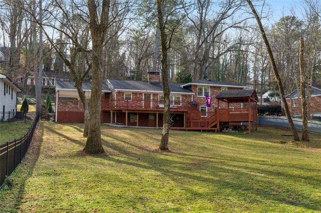 870 Starlight Drive, Atlanta, Georgia 30342, 4 Bedrooms Bedrooms, ,3 BathroomsBathrooms,Residential,Sold,870 Starlight Drive,7321607