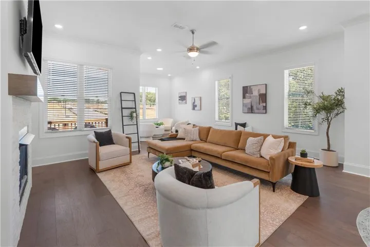 Homesite #332 is move in ready and home does come with blinds  - photos of a previously built home for representation
