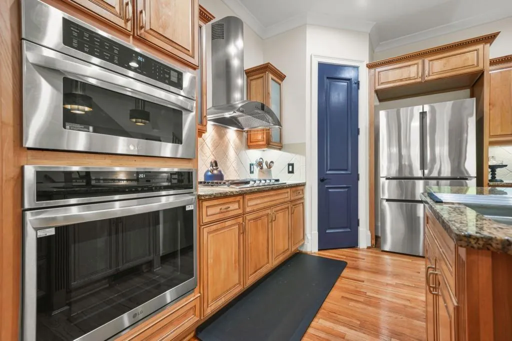 395 Laurent Street Nw Unit 4, Atlanta, Georgia 30318, 2 Bedrooms Bedrooms, ,2 BathroomsBathrooms,Residential,For Sale,395 Laurent Street Nw Unit 4,7650639