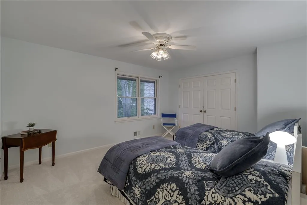 9635 Huntcliff Trace, Atlanta, Georgia 30350, 6 Bedrooms Bedrooms, ,4 BathroomsBathrooms,Residential,Sold,9635 Huntcliff Trace,6948772
