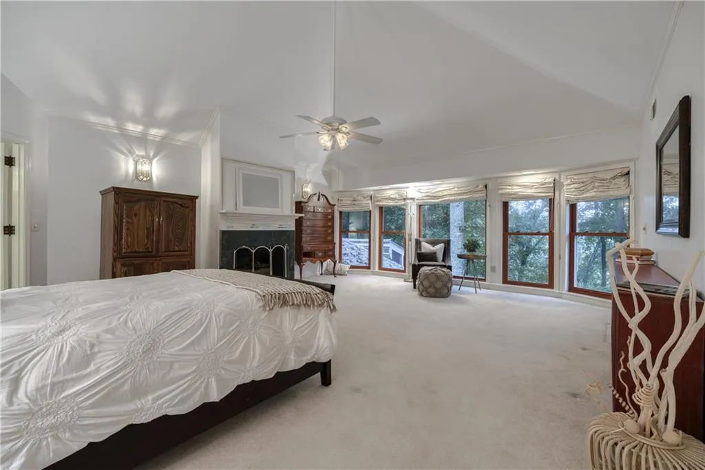 9635 Huntcliff Trace, Atlanta, Georgia 30350, 6 Bedrooms Bedrooms, ,4 BathroomsBathrooms,Residential,Sold,9635 Huntcliff Trace,6948772