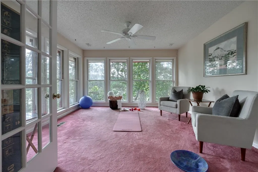 9635 Huntcliff Trace, Atlanta, Georgia 30350, 6 Bedrooms Bedrooms, ,4 BathroomsBathrooms,Residential,Sold,9635 Huntcliff Trace,6948772