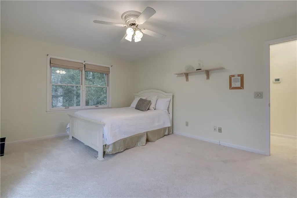 9635 Huntcliff Trace, Atlanta, Georgia 30350, 6 Bedrooms Bedrooms, ,4 BathroomsBathrooms,Residential,Sold,9635 Huntcliff Trace,6948772