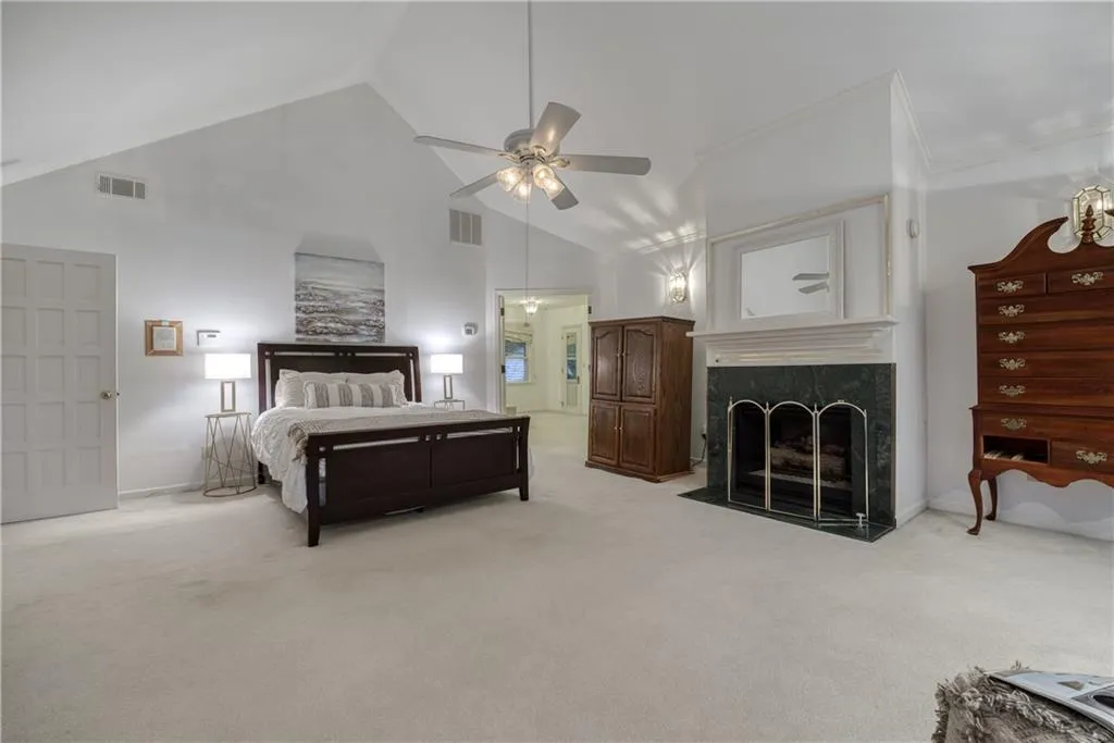 9635 Huntcliff Trace, Atlanta, Georgia 30350, 6 Bedrooms Bedrooms, ,4 BathroomsBathrooms,Residential,Sold,9635 Huntcliff Trace,6948772