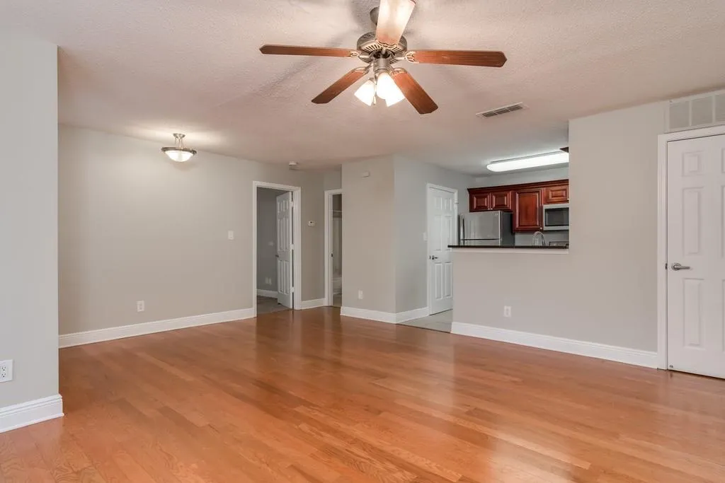 2104 Santa Fe Parkway, Sandy Springs, Georgia 30350, 1 Bedroom Bedrooms, ,1 BathroomBathrooms,Residential,Sold,2104 Santa Fe Parkway,6624133