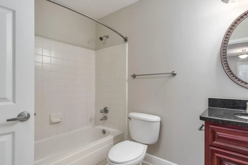 2104 Santa Fe Parkway, Sandy Springs, Georgia 30350, 1 Bedroom Bedrooms, ,1 BathroomBathrooms,Residential,Sold,2104 Santa Fe Parkway,6624133