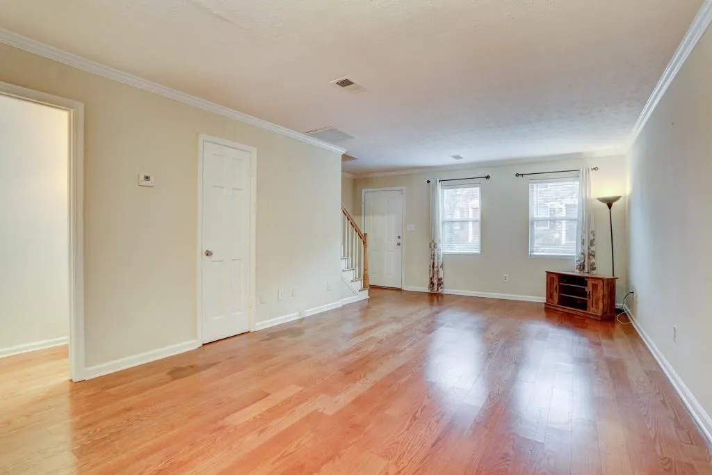 155 N River Drive Unit G, Sandy Springs, Georgia 30350, 2 Bedrooms Bedrooms, ,2 BathroomsBathrooms,Residential,Sold,155 N River Drive Unit G,6698548