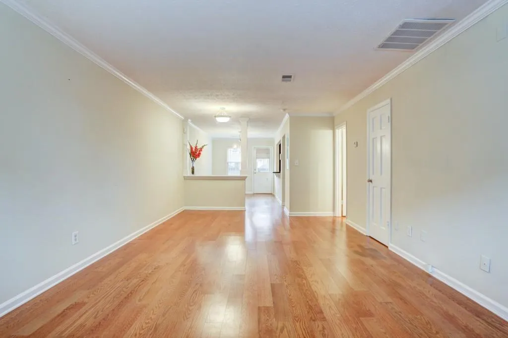 155 N River Drive Unit G, Sandy Springs, Georgia 30350, 2 Bedrooms Bedrooms, ,2 BathroomsBathrooms,Residential,Sold,155 N River Drive Unit G,6698548
